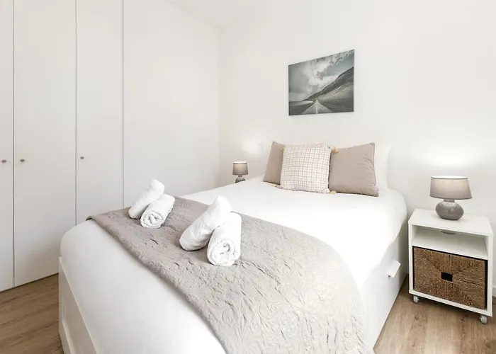 Seaside Salty Escape *